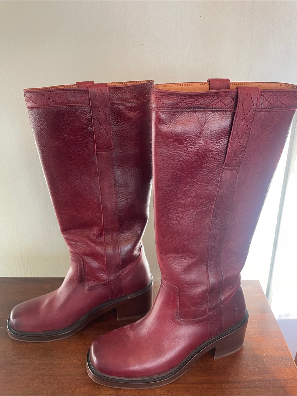 Frye Women's Burgundy Leather Riding Boots!